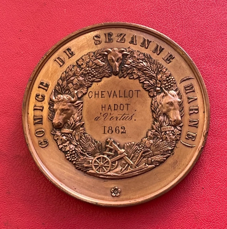 Médaille cuivre décernée "Comice de Sezanne (Marne) 1862" Napoléon III Empereur - Photo 2/3