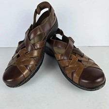 NWOT Clarks Women's Cora Dream Loafer Flat 100 Leather