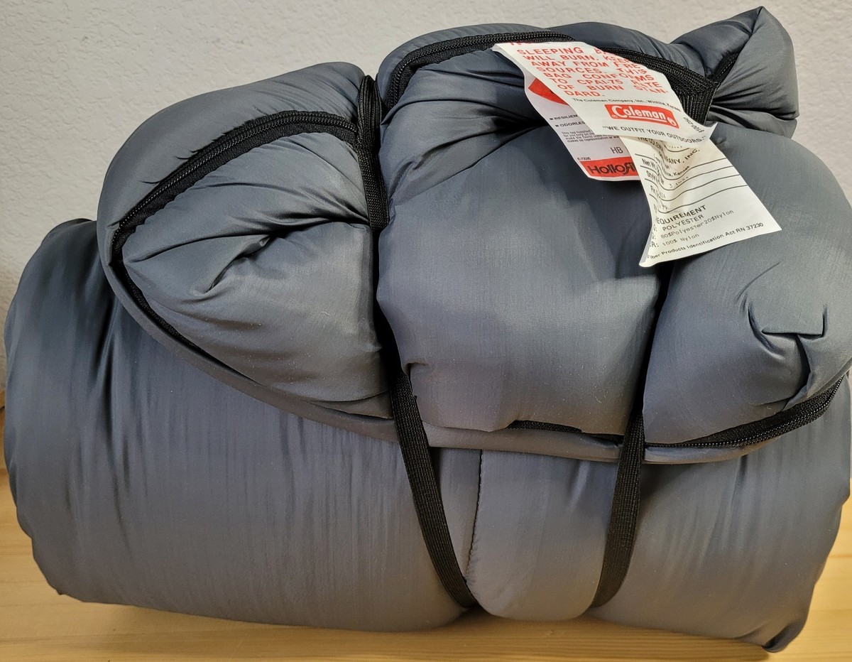 Sac De Couchage Coleman Hollofil 808 - Isolant Synthétique, Taille 36x80 Pouces, Occasion