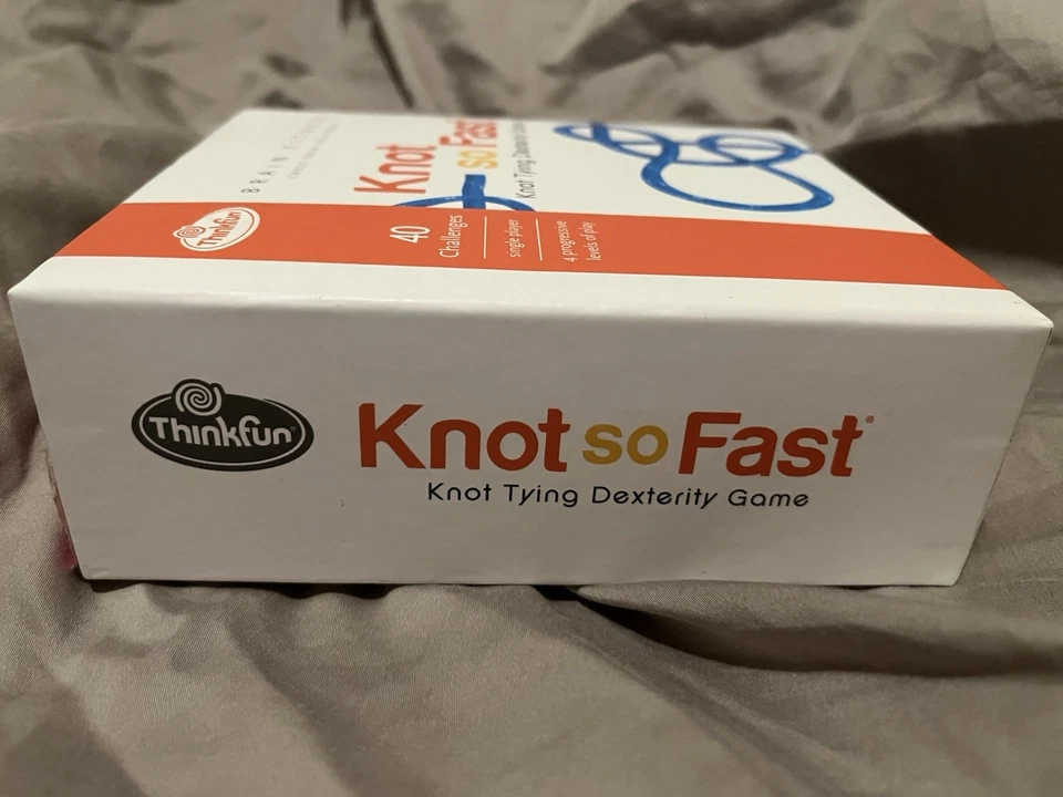 KNOT SO FAST Pre-owned 100% Complete Knot Tying Dexterity Game by Thinkfun 2014 - Image 3 of 4