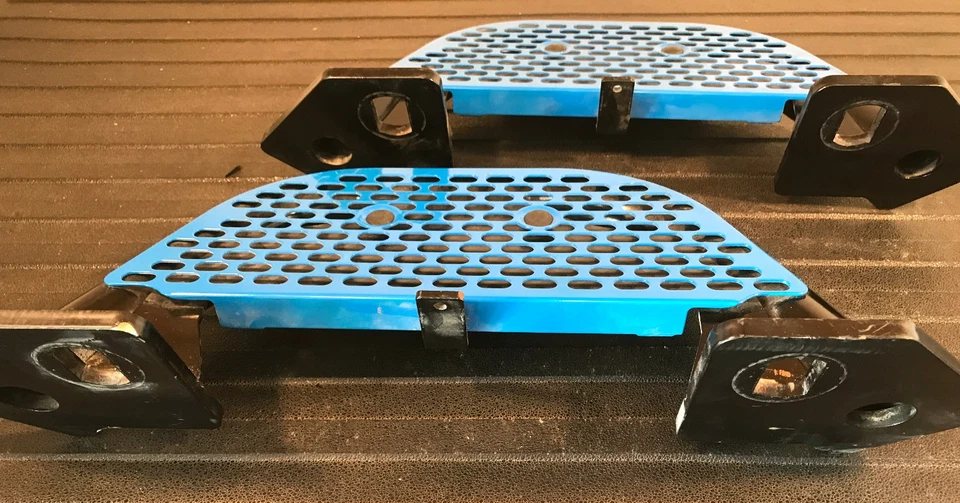 Reese M5 5th Wheel Legs Only - 30923 - For Ford Super Duty F-250 & F-350 2011 On - Image 2 of 3