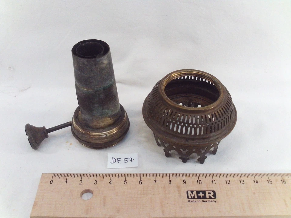 Bec en laiton pour lampe à pétrole 14 '" base Ø 39,5 mm griffe Ø 54 mm (DF57) - Photo 4/4