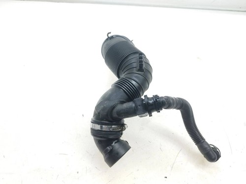Volkswagen PASSAT B7 2012 Diesel 123kW Ansaugrohr Ansaugschlauch Turbolader