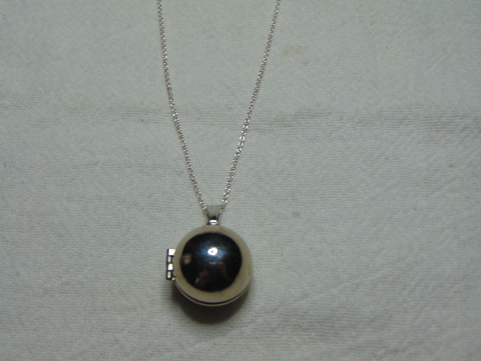 vintage silver plated ball locket pendant necklace