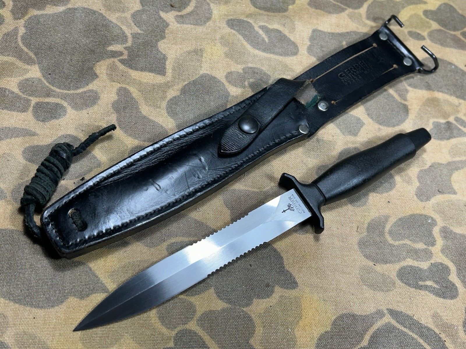 Vintage Gerber MK II Dagger mark 2 Combat knife W/ OEM sheath 1984 SN MINT cond