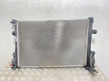 Mercedes-Benz A W176 2013 Wasserkühler A2465001203 Diesel MNA9001 Mercedes-Benz A W176 2013 Wasserkühler A2465001203 Diesel MNA9001
