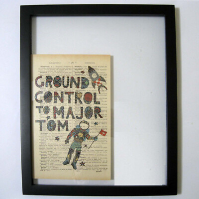 David Bowie - GROUND CONTROL TO MAJOR TOM - Art Decor On Framed Dictionary Page