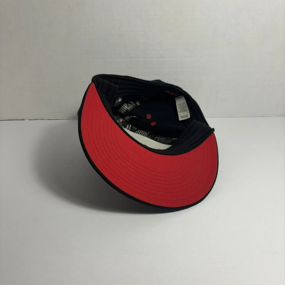 Nike 6.0 Para Hombres Informal Billete Plano Ajustado Skateboard Gorra Sombrero Negro/Rojo Talla M/L Foto 3 de 4