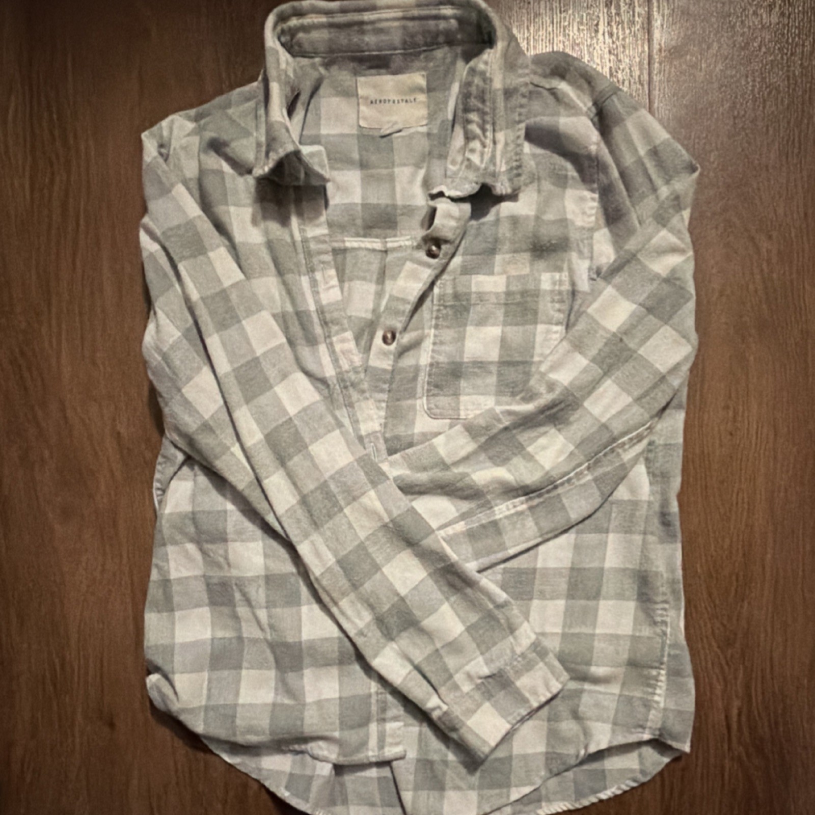 Aéropostale Women’s Plaid Flannel Button-Up Shirt Gray White XL Long Sleeve