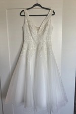Tea Length Lace Wedding Dress (DB studio) Size 8