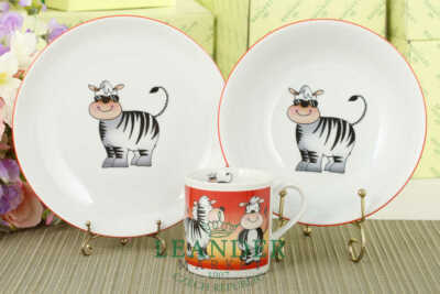 ''Zebra''  Kids Dinnerware Plates and Mug Kit 