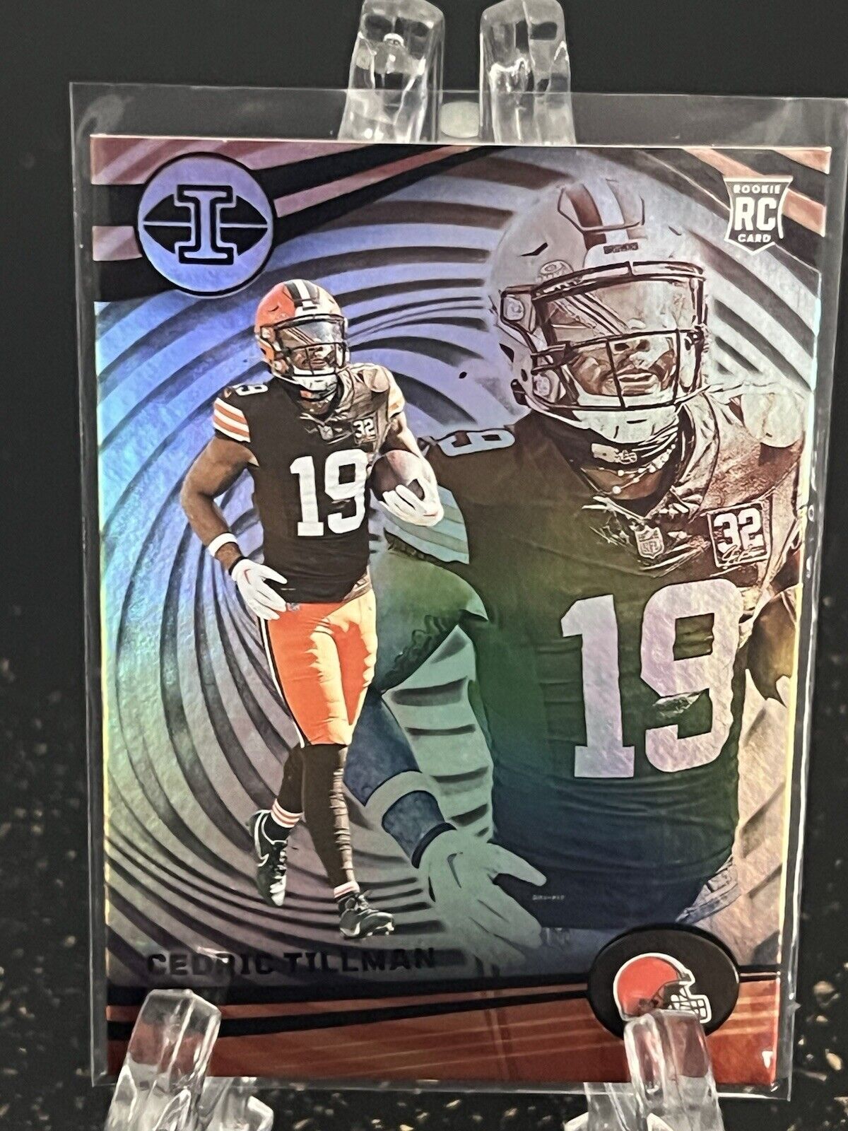 Picture 1 of 2