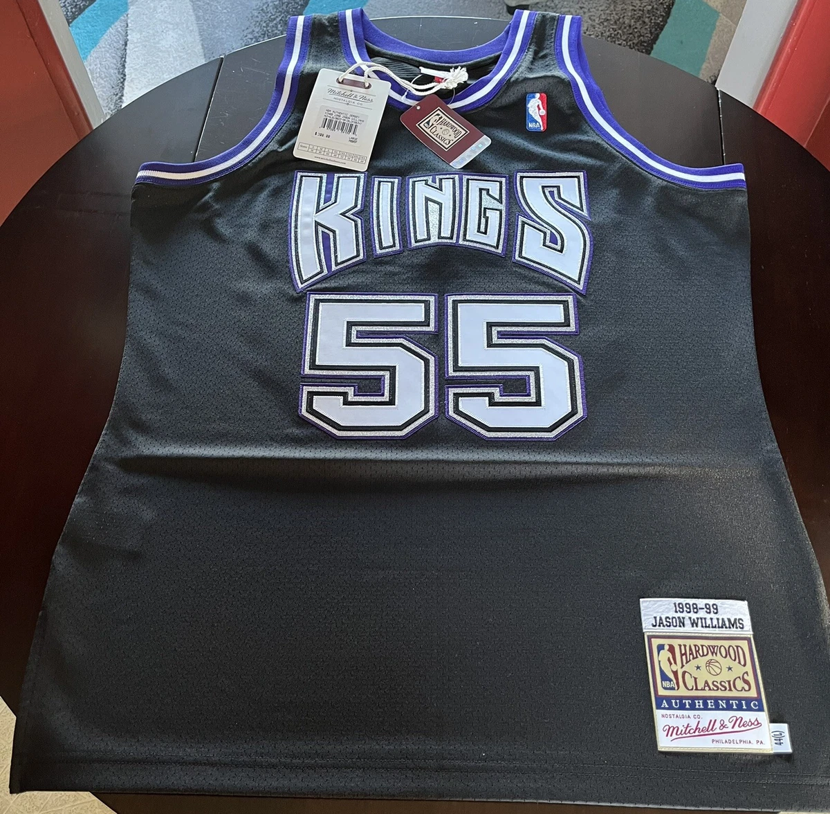 Mitchell & Ness Men's Sacramento Kings Jason Williams #55 Swingman Jersey, Size: Medium, Black