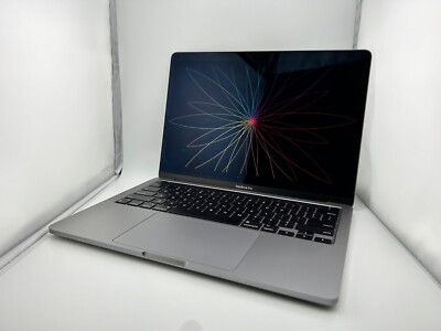 MacBook Pro M1 8-Core CPU and 8-Core GPU 13