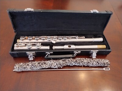 Emerson Alpha Model Concert Flute With Case 26  3 Piece Student Instrument