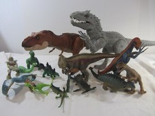 14 Lot Dinosaur Toy, few missing part tail or limb, Could not open battery comar
