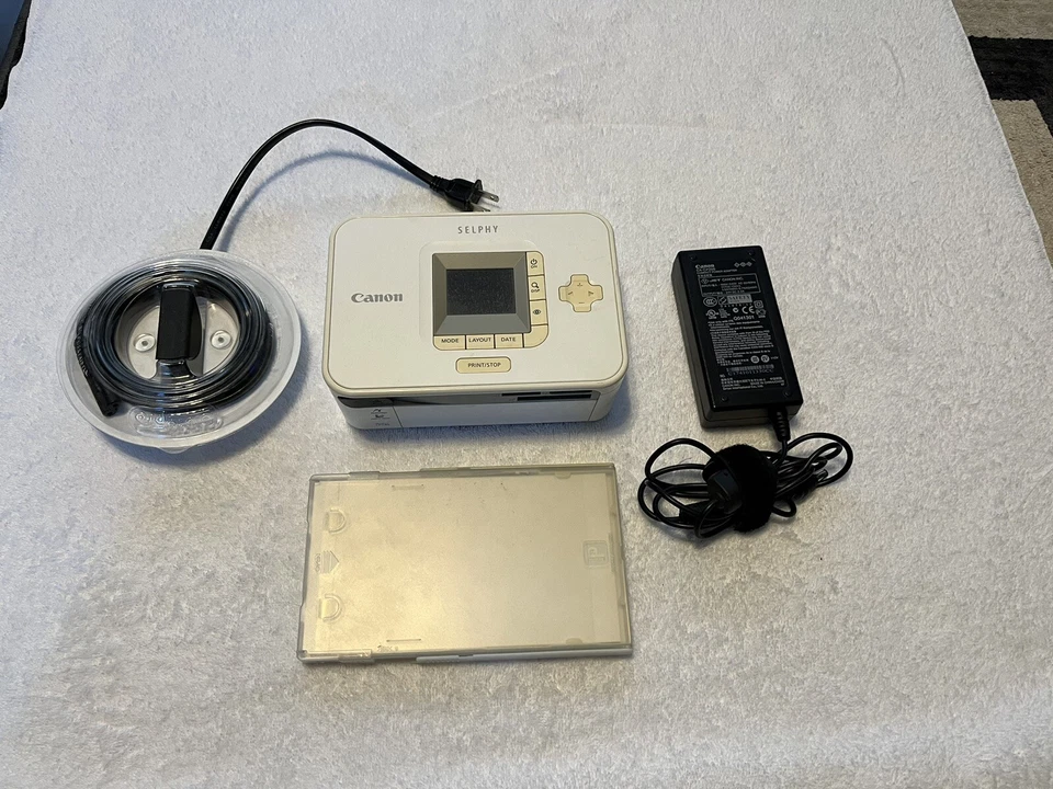 Canon Selphy CA-CP200 Compact 4 x 6 Postcard Photo Printer w/ Power Cord & Paper - Image 3 of 4