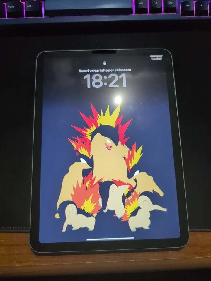 Apple iPad Air 4a gen. 64GB, Wi-Fi, 10,9" - Verde - Immagine 2 di 4