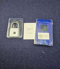 3010: Fingerprint Padlock Keyless Lock Rechargeable Smart Lock Gym Locker Silver