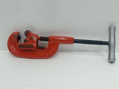 RIDGID 32820 2-A STRAPAZIERFÄHIGER MANUELLER ROHRSCHNEIDER 1/8 BIS 2 ZOLL HAN...