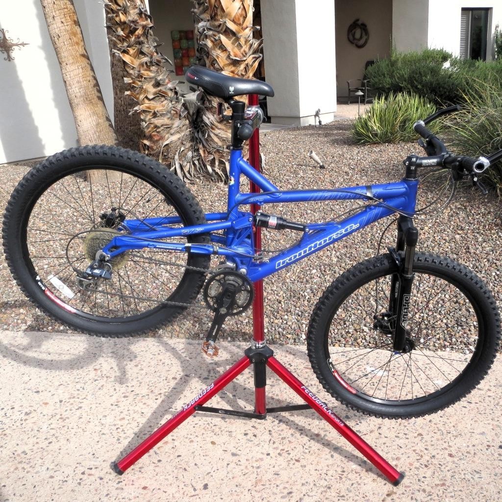 (Used) Iron Horse Warrior DS Pro 2005 Mountain Bike 26" Downhill 19" Full Suspension (750.00 USD) (Used) Iron Horse Warrior DS Pro 2005 Mountain Bike 26" Downhill 19" Full Suspension (750.00 USD)