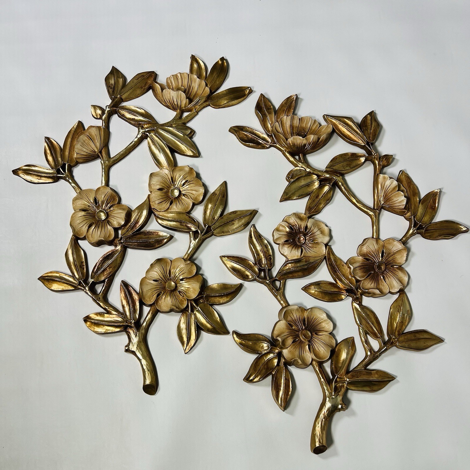 Vintage Syroco dogwood branches floral 2 Wall décor  R & L 1960’s USA MCM GOLD