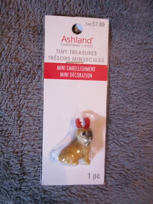 Ashland  Christmas Tiny Treasures, Pug   2021  NEW