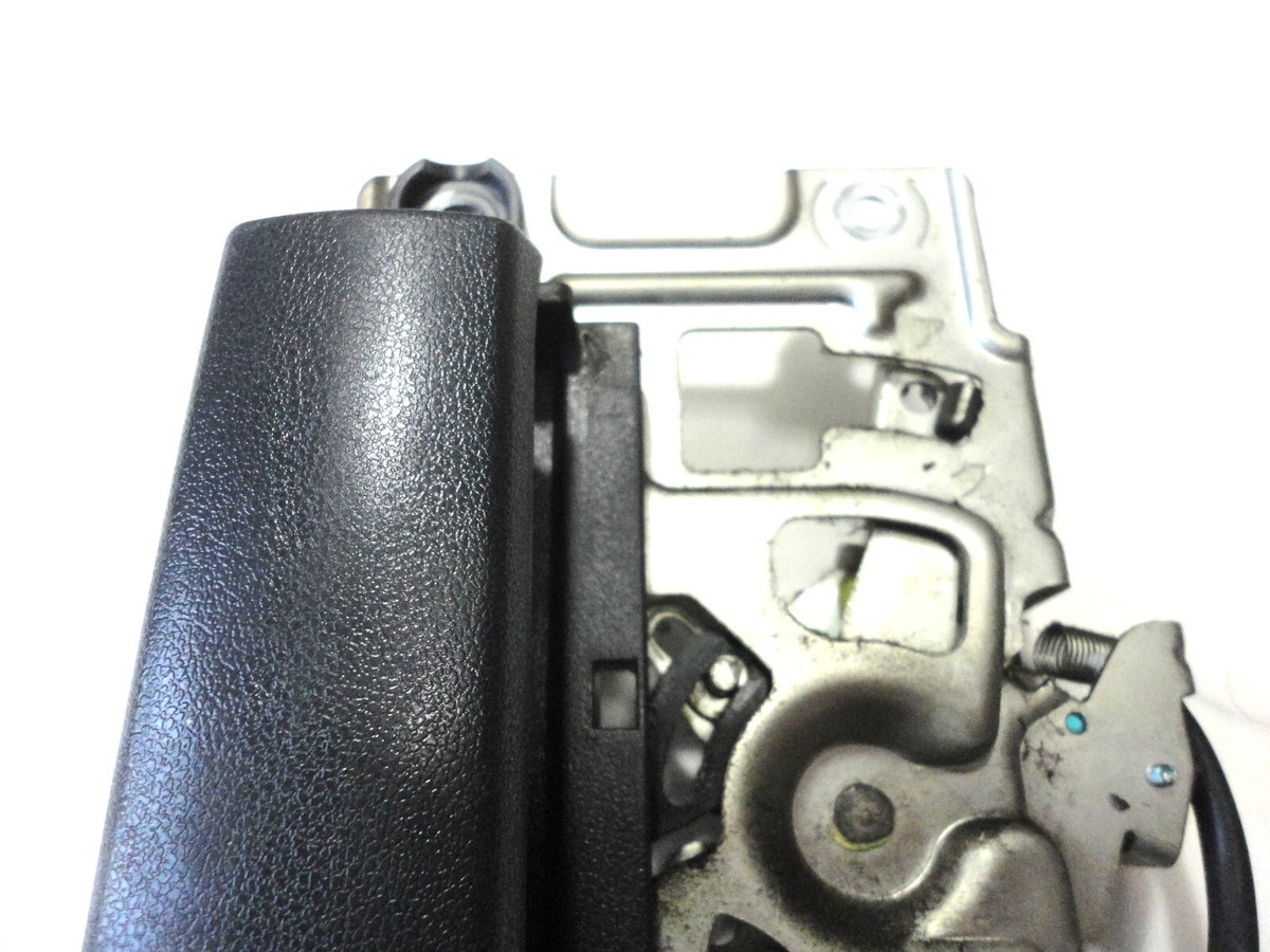 TOYOTA Voxy AZR60G Genuine Door Latch Lock Actuator Rear Right