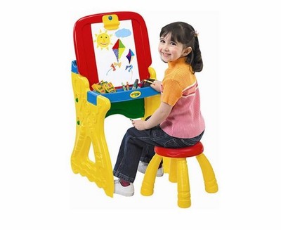 Crayola Play 'N Fold Art Studio 2-in-1 