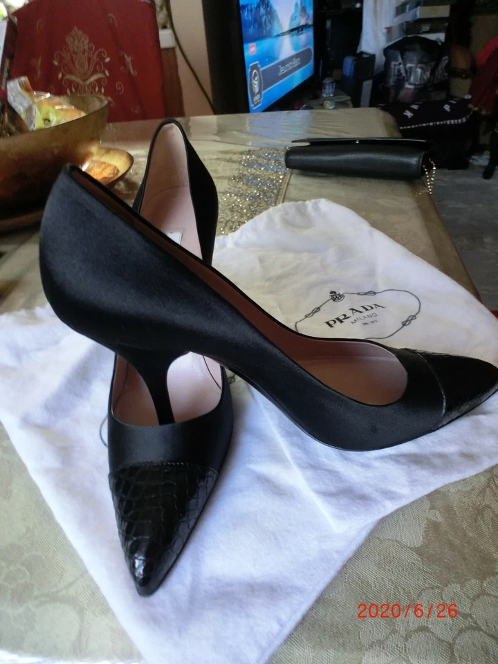 Zapatos de tacón alto de satén Prada 38 1/2 negros Foto 4 de 4