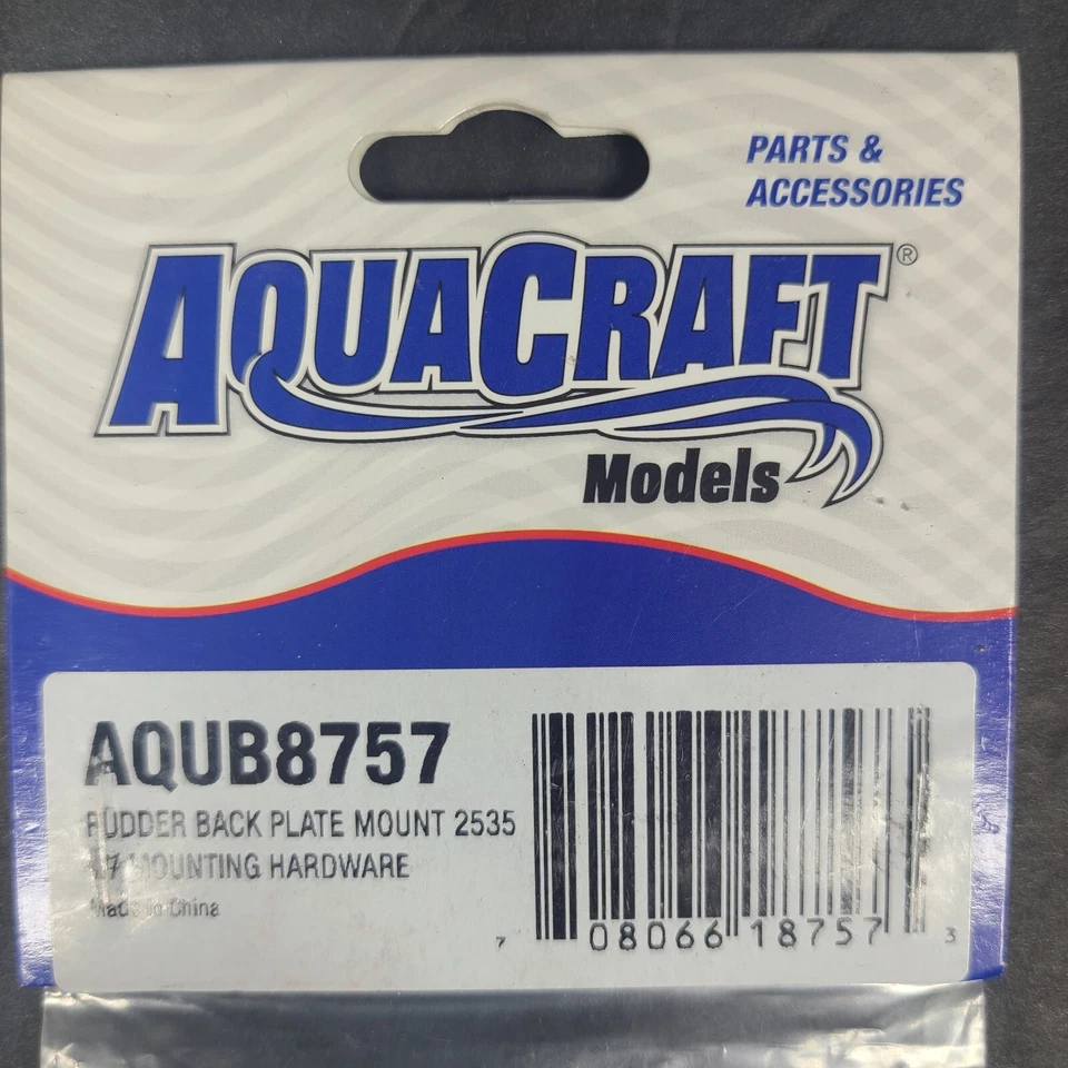 Montaje en placa trasera de timón AquaCraft con accesorios de montaje AQUB8757 Foto 2 de 3