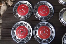 4 x Mercedes Radkappe signalrot W108 W109 W110 W114 W115 W116 W123 W126 (A1) 4 x Mercedes Radkappe signalrot W108 W109 W110 W114 W115 W116 W123 W126 (A1)