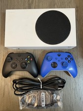 Xbox Series S 512GB Bundle - 2 Controllers Te...