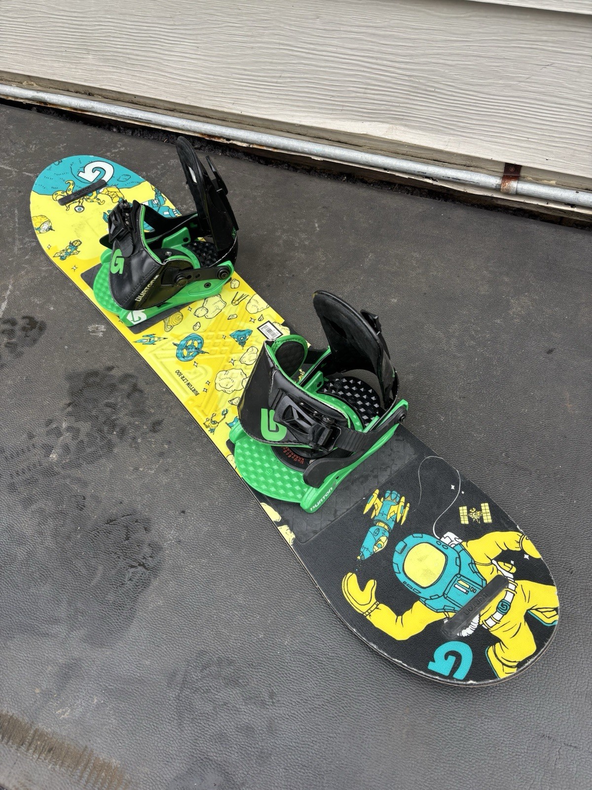Burton LTR 100cm Youth Kids  Snowboard w/ Burton XS Youth Jr Bindings- NICE!!!