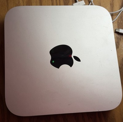 Apple Mac mini Late 2014 i5 2.6GHz 8GB 500GB HDD Monterey Silver. ICL ON, LOCKED