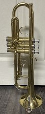Mendini Trumpet Brass w/Hard Case Mouthpiece / Good Shape W/o Box Barely Used