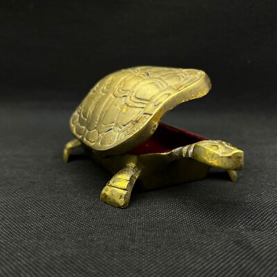 Stranger Things Weird Brass Box Small Women's Jewelry Color Gold Turtle Vintage