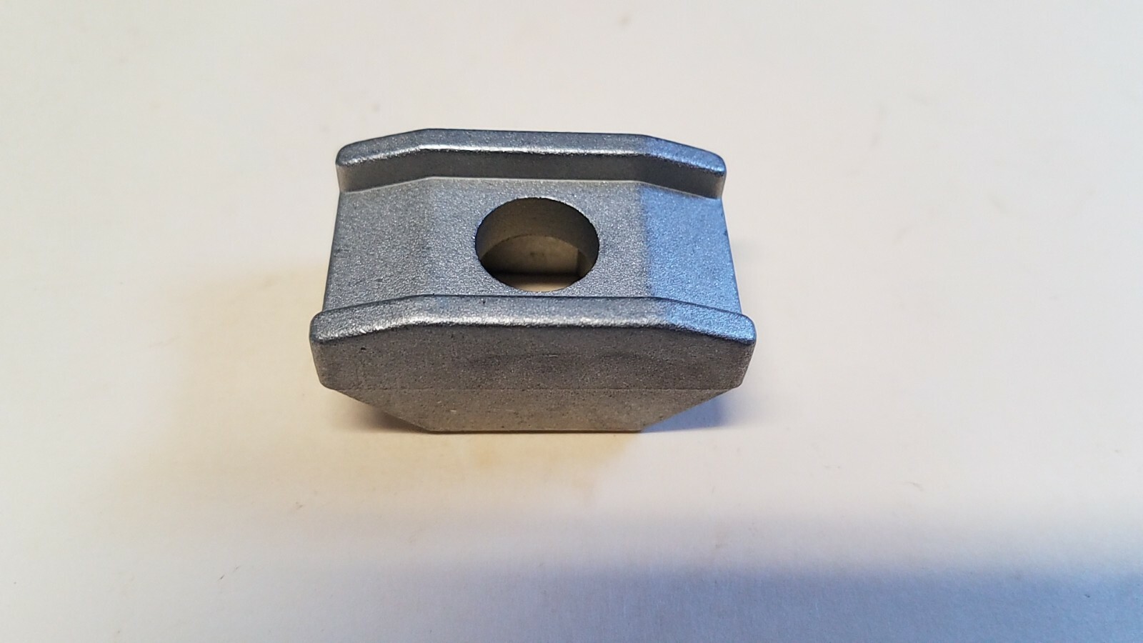 One, (1), Delta trunnion clamp shoe part 42602027000 LBS61 14" 20