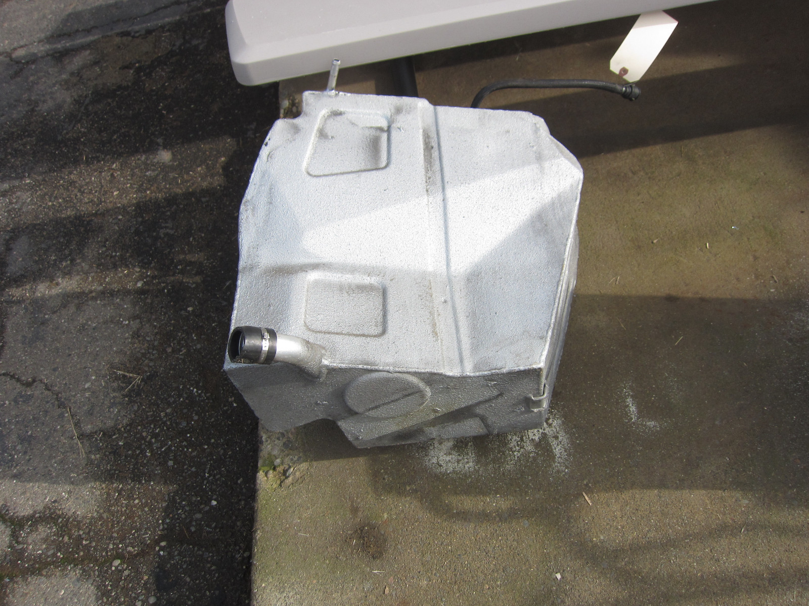 Ferrari 430 Spider - RH Fuel Tank - P/N 194346