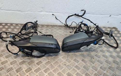 BMW F10 F11 POWER FOLD WITH CAMERA WING MIRROR COMPLETE SET GREEN - A81 #0C