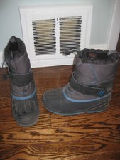 KIDS THERMOLITE DARK GRAY WATERPROOF SNOW BOOTS SIZE 5