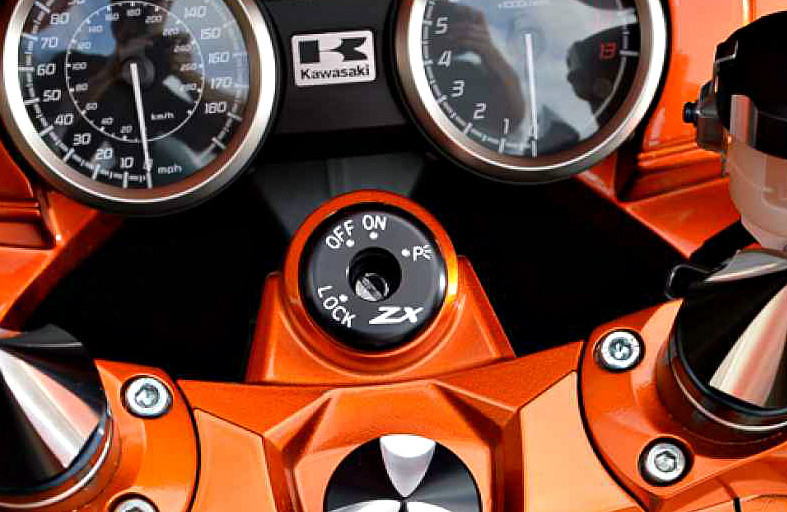 ZX14 ZX-14 Black/Silver Engraved Ignition Switch Cover Key Cap 06