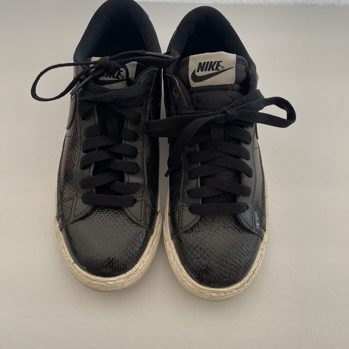 nike wmns blazer low prm