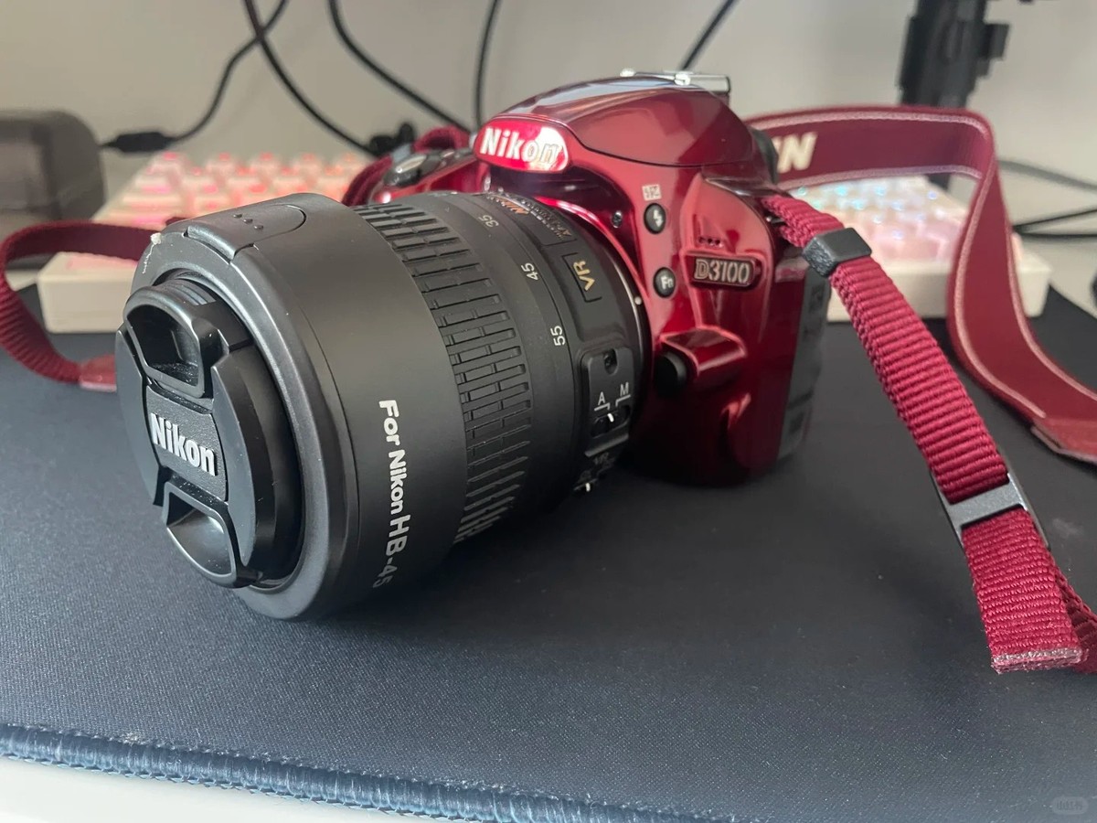 Nikon D3100 Digital Camera 14.20million Pixel Red Active D