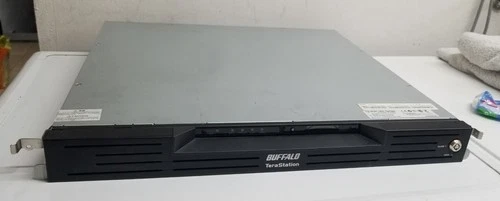 NAS iSCSI BUFFALO TERASTATION TS-RXL TS-RIXL/R5 FUNZIONANTE Incluso 8TB (4x2TB)