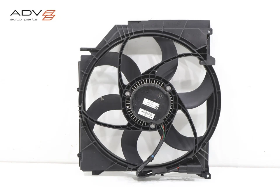 BMW Z4 E85 2003-2008 cubierta del ventilador de refrigeración del radiador y la pala y el motor OEM Foto 2 de 4