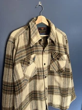 Vintage 70’s CPO Wool Plaid Men’s Button Up Flannel Size Large Brown
