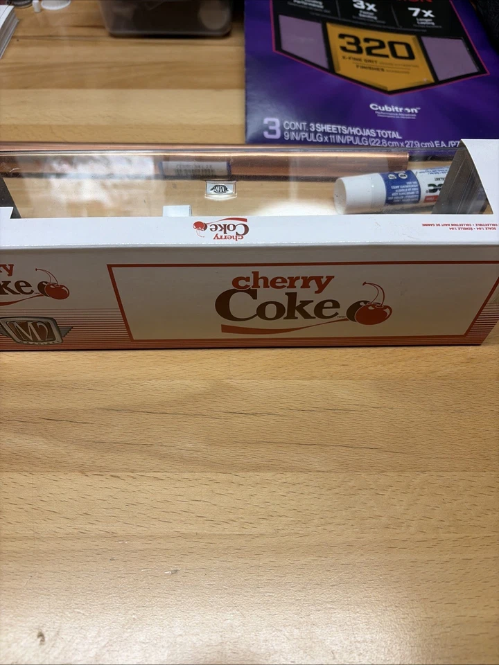 M2 Machines Coke Hauler 1:64 Delivery Truck - 56000 - Image 4 of 4