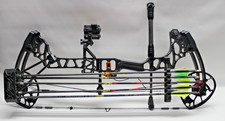 Mathews Triax 70lb 28" Draw RH