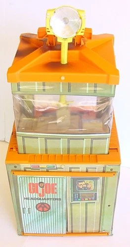 1972 HASBRO 29" BATTERY OP GI JOE ADVENTURE TEAM HEADQUARTERS w SEARCHLIGHT